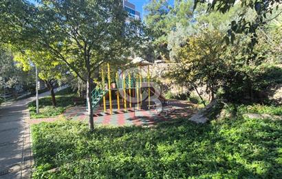 Burak Kul'dan Karşıyaka YÜKSEK VADİ SİTESİ 3+1 Fırsat Daire