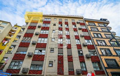 BEŞİKTAŞ DİKİLİTAŞ’TA SATILIK MANZARALI, YENİ VE KAT MÜLKİYETLİ ÇATI DUBLEKS