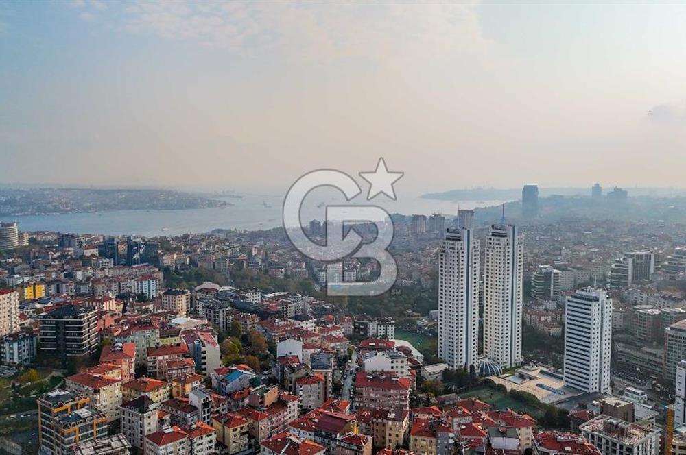 BEŞİKTAŞ DİKİLİTAŞ’TA SATILIK MANZARALI, YENİ VE KAT MÜLKİYETLİ ÇATI DUBLEKS