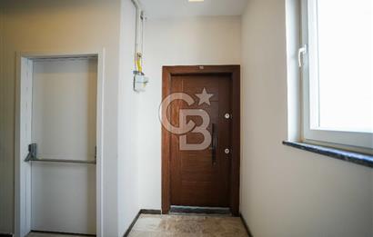 BEŞİKTAŞ DİKİLİTAŞ’TA SATILIK MANZARALI, YENİ VE KAT MÜLKİYETLİ ÇATI DUBLEKS