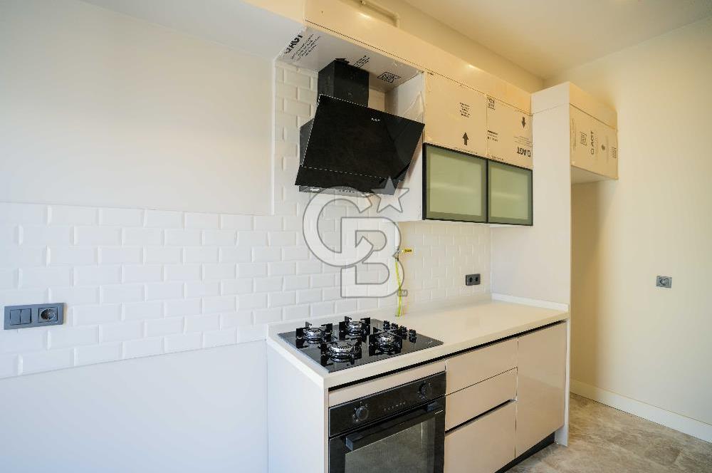 BEŞİKTAŞ DİKİLİTAŞ’TA SATILIK MANZARALI, YENİ VE KAT MÜLKİYETLİ ÇATI DUBLEKS