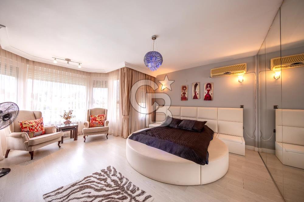 Kahramandere Özege Sitesinde 5+2 Satılık Villa