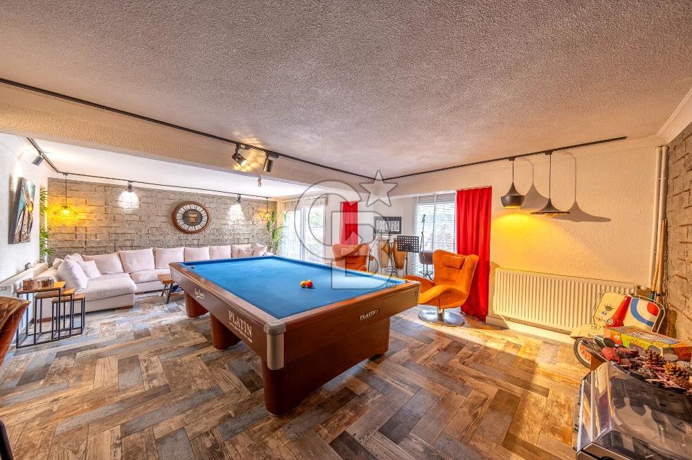 Kahramandere Özege Sitesinde 5+2 Satılık Villa