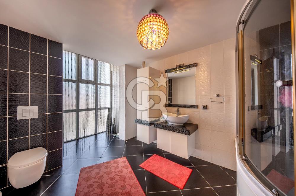 Kahramandere Özege Sitesinde 5+2 Satılık Villa