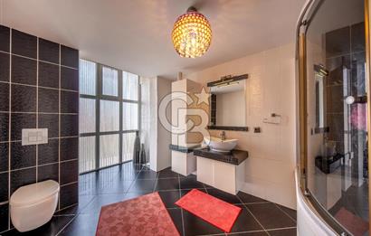 Kahramandere Özege Sitesinde 5+2 Satılık Villa