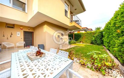 Kahramandere Özege Sitesinde 5+2 Satılık Villa