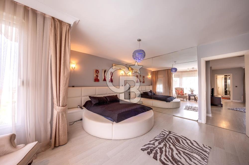 Kahramandere Özege Sitesinde 5+2 Satılık Villa