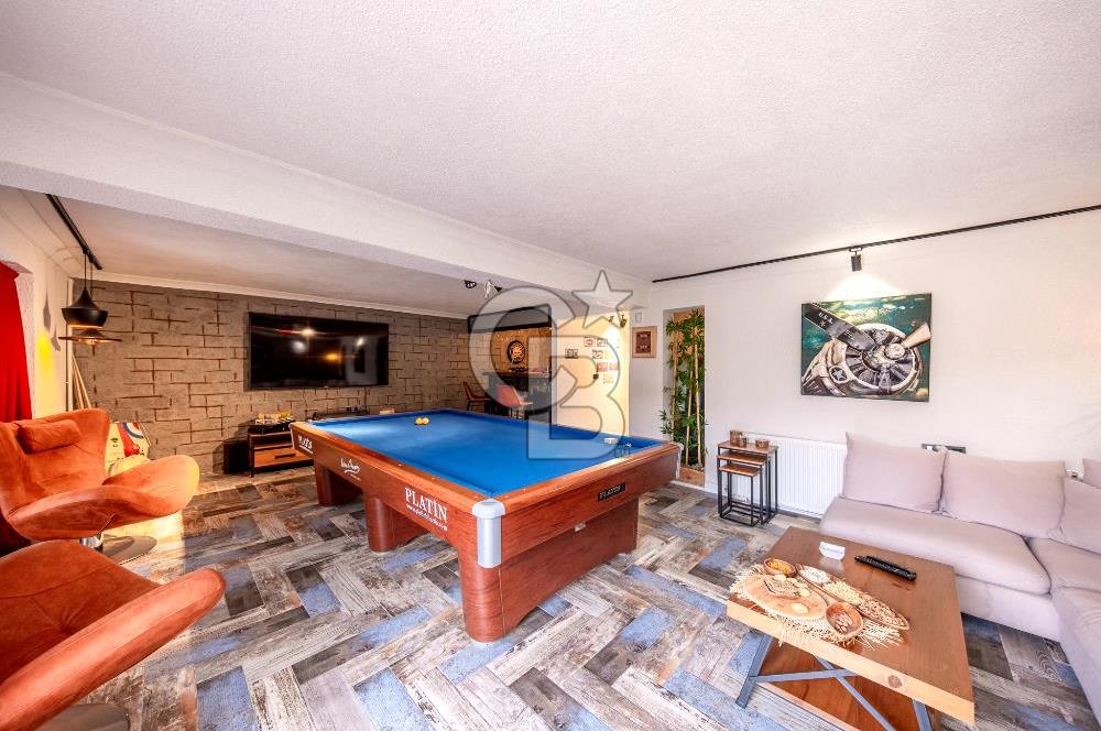 Kahramandere Özege Sitesinde 5+2 Satılık Villa