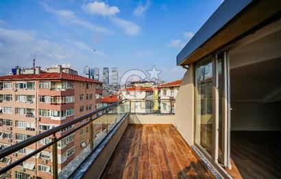 BEŞİKTAŞ DİKİLİTAŞ’TA SATILIK MANZARALI, YENİ VE KAT MÜLKİYETLİ ÇATI DUBLEKS