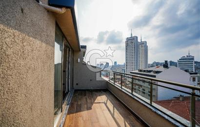 BEŞİKTAŞ DİKİLİTAŞ’TA SATILIK MANZARALI, YENİ VE KAT MÜLKİYETLİ ÇATI DUBLEKS