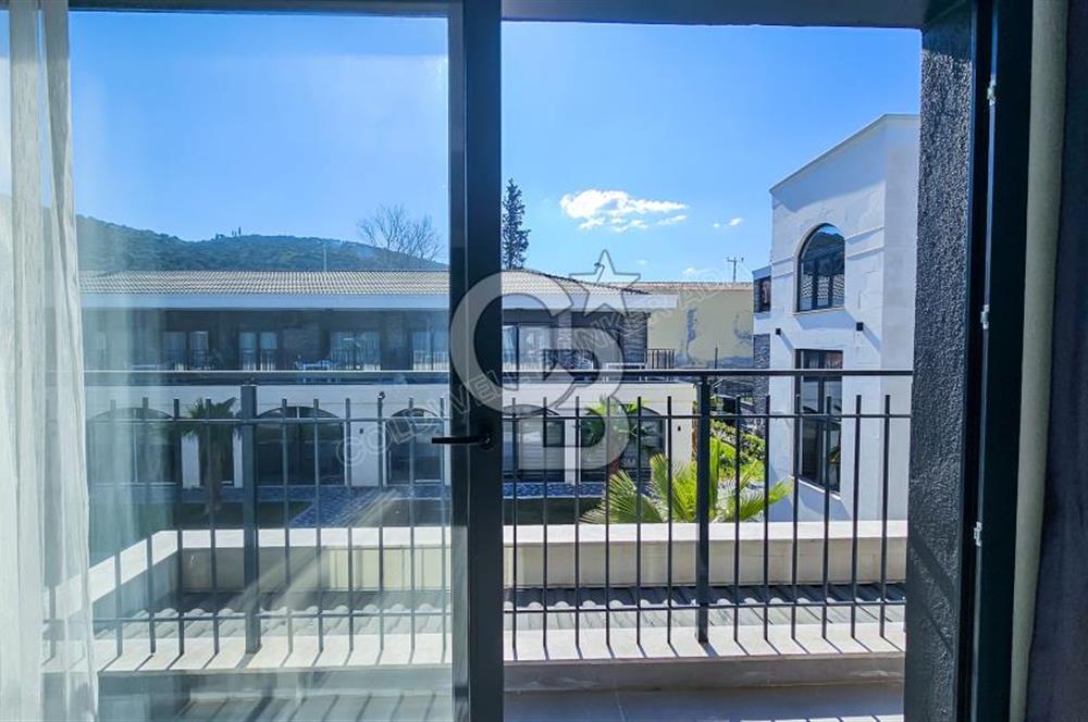 KUŞADASI KUŞTUR MAH. GENİŞ BAHÇE PAYI OLAN EŞYALI 1+1 RESİDENCE 