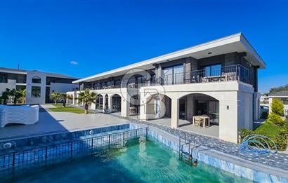 KUŞADASI KUŞTUR MAH. GENİŞ BAHÇE PAYI OLAN EŞYALI 1+1 RESİDENCE 