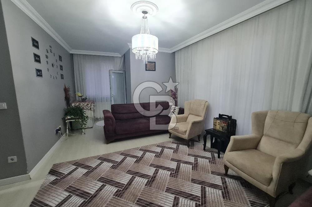 Yenidoğan 'da satılık ara kat daire