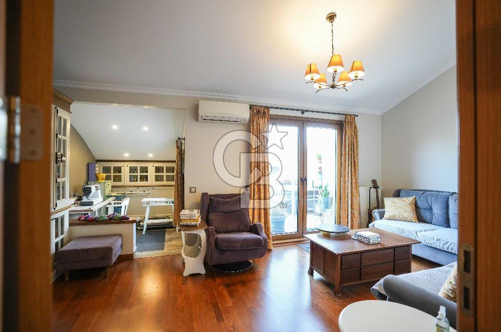 ÇEKMEKÖY MİRA BEŞYILDIZ SİTESİNDE SATILIK 4+1 ÇATI DUBLEKS