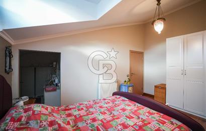 ÇEKMEKÖY MİRA BEŞYILDIZ SİTESİNDE SATILIK 4+1 ÇATI DUBLEKS