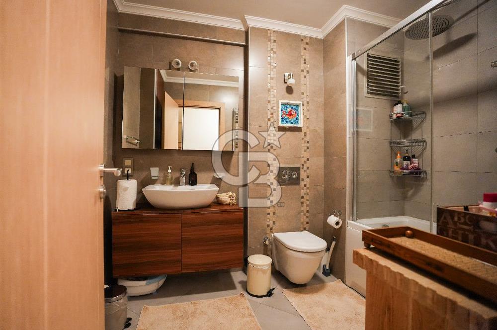 ÇEKMEKÖY MİRA BEŞYILDIZ SİTESİNDE SATILIK 4+1 ÇATI DUBLEKS