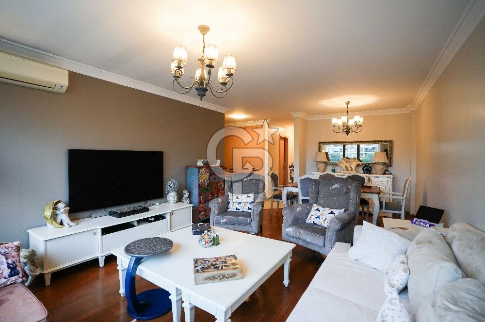 ÇEKMEKÖY MİRA BEŞYILDIZ SİTESİNDE SATILIK 4+1 ÇATI DUBLEKS