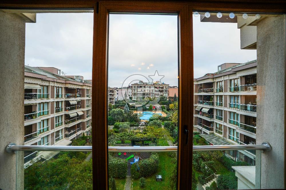 ÇEKMEKÖY MİRA BEŞYILDIZ SİTESİNDE SATILIK 4+1 ÇATI DUBLEKS