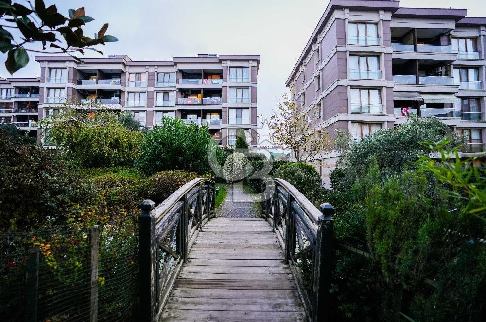 ÇEKMEKÖY MİRA BEŞYILDIZ SİTESİNDE SATILIK 4+1 ÇATI DUBLEKS