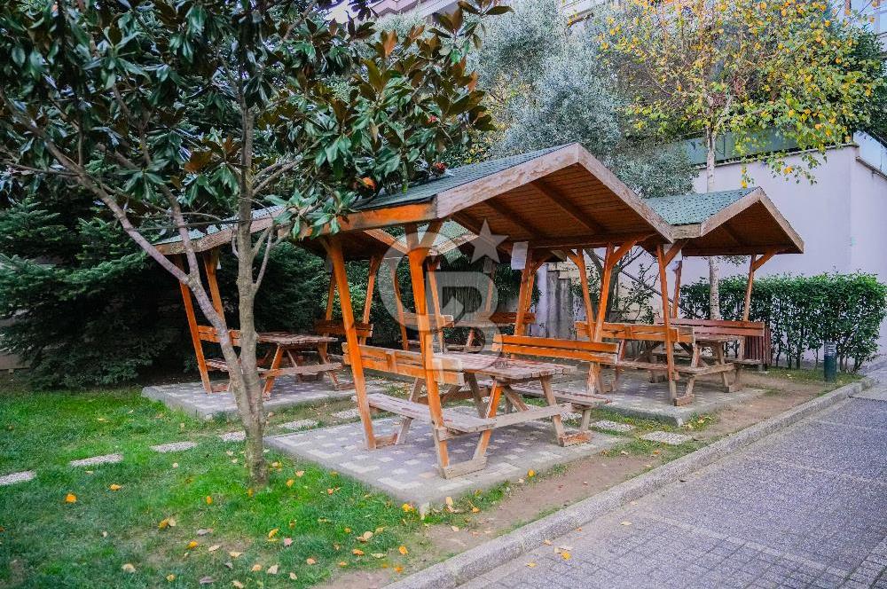 ÇEKMEKÖY MİRA BEŞYILDIZ SİTESİNDE SATILIK 4+1 ÇATI DUBLEKS