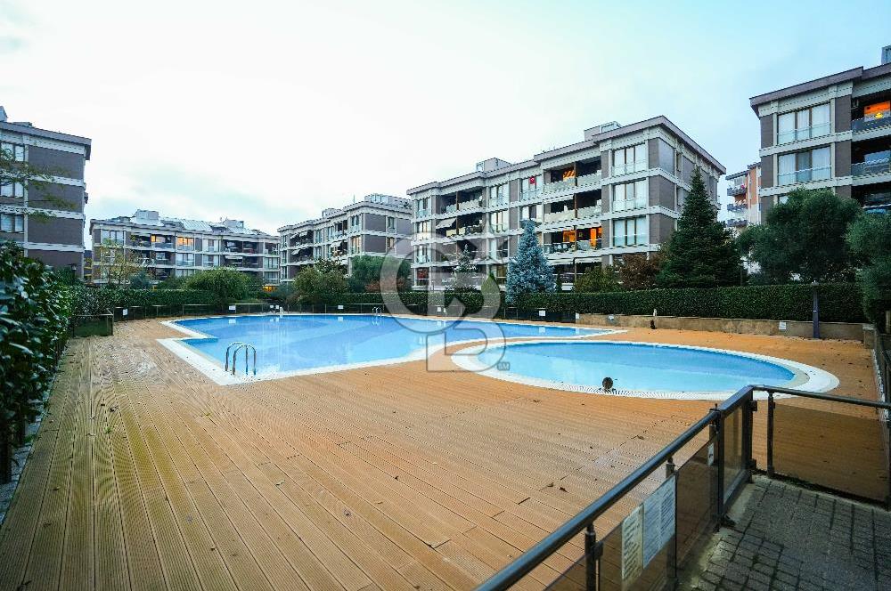 ÇEKMEKÖY MİRA BEŞYILDIZ SİTESİNDE SATILIK 4+1 ÇATI DUBLEKS