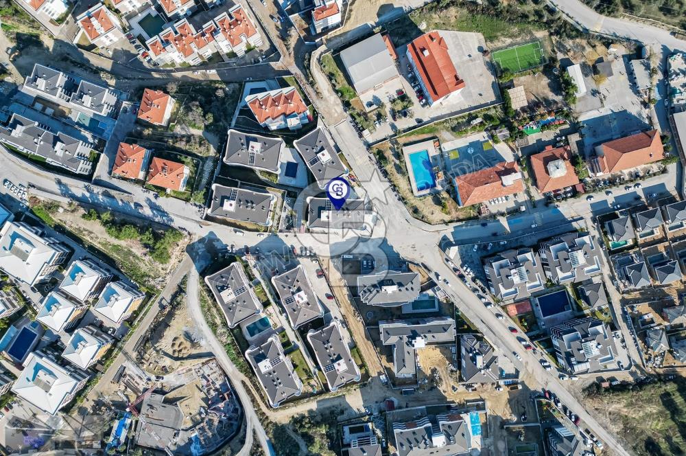 KUŞADASI DEĞİRMENDERE'DE KURUMSALA KİRALIK DÜKKAN