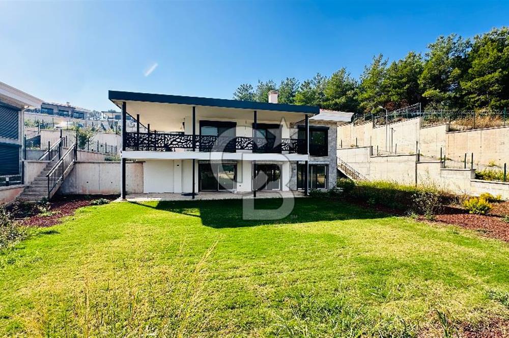 DOKTORLAR SİTESİ KEKLİKTEPE NATAMAM VİLLA 