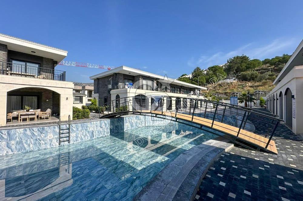 KUŞADASI KUŞTUR MAH. HAVUZ MANZARALI 2+1 LÜKS RESİDENCE 