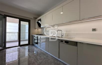 Küçükçekmece Emlak Konut Bizim Mh’de 3+1, Sıfır Satılık Daire