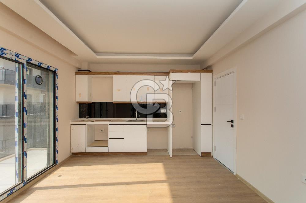 Yenifoça Site İçerisinde Satılık 2+1 Ara Kat Daire