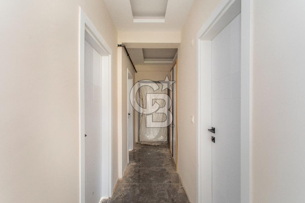 Yenifoça Site İçerisinde Satılık 2+1 Ara Kat Daire