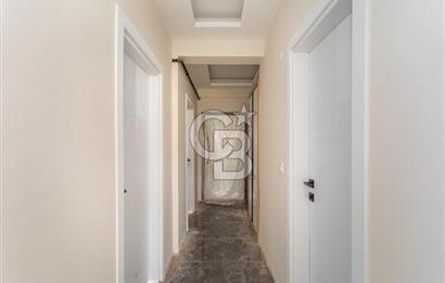 Yenifoça Site İçerisinde Satılık 2+1 Ara Kat Daire