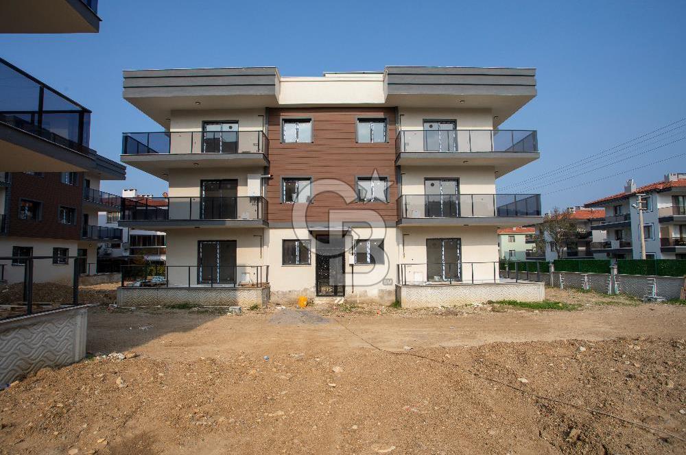 Yenifoça Site İçerisinde Satılık 2+1 Ara Kat Daire