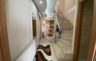 Çiğli Küçükçiğli’de 4+1 Satılık 165m2 Satılık Dubleks Daire