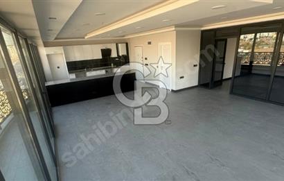 COLDWELL BANKER WEST'TEN ALC PLAZADA SIFIR 1+1 108m² HAZIR OFİS