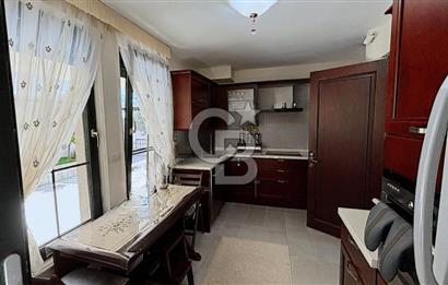 DRAGOS'TA DENİZ MANZARALI 500 M2 HAVUZLU , BAHÇELİ VİLLA 8+2