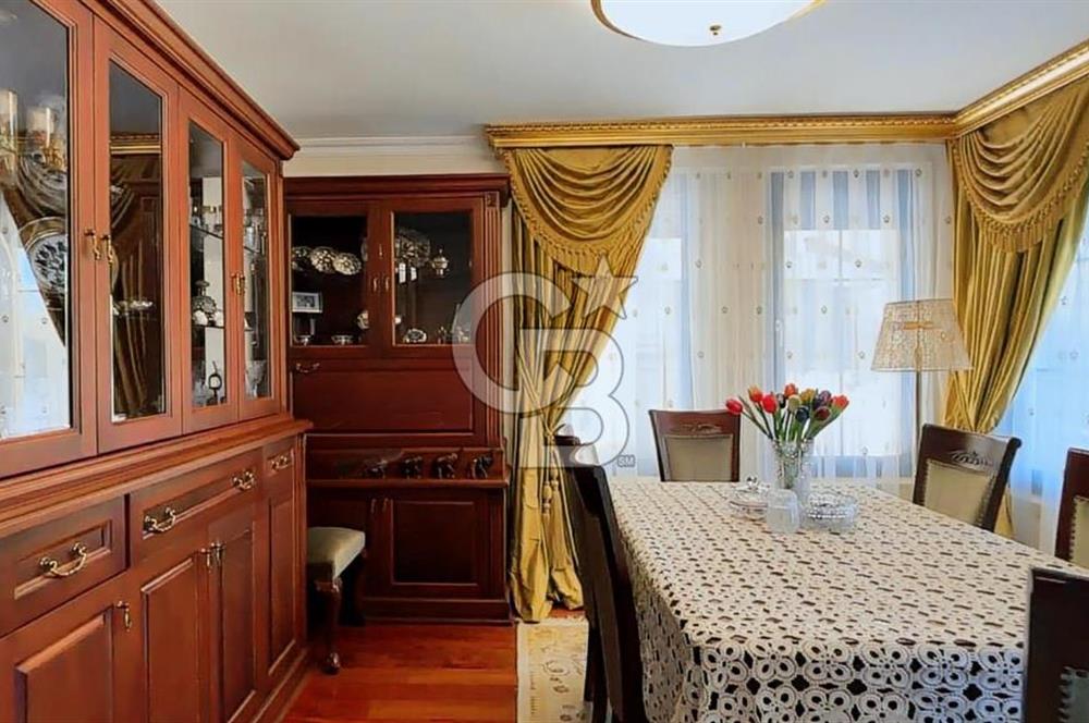 DRAGOS'TA DENİZ MANZARALI 500 M2 HAVUZLU , BAHÇELİ VİLLA 8+2