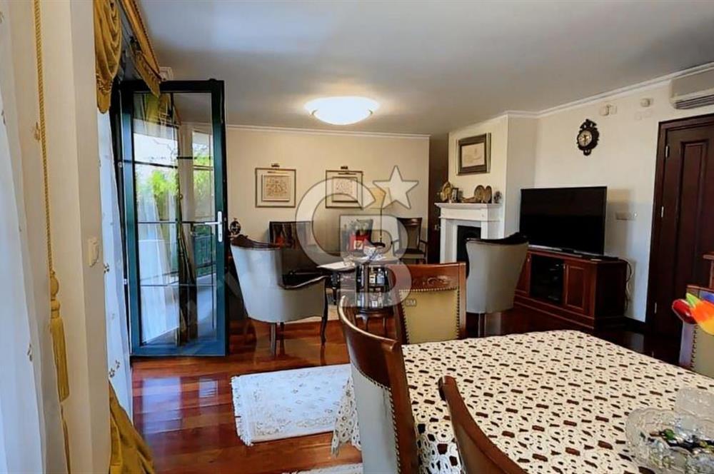 DRAGOS'TA DENİZ MANZARALI 500 M2 HAVUZLU , BAHÇELİ VİLLA 8+2