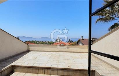 DRAGOS'TA DENİZ MANZARALI 500 M2 HAVUZLU , BAHÇELİ VİLLA 8+2