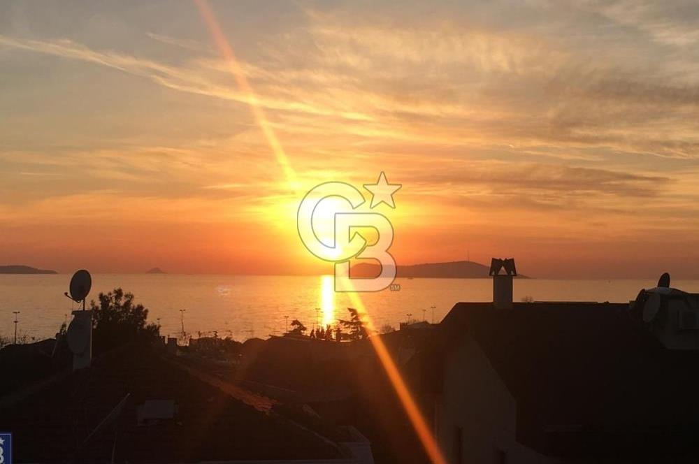 DRAGOS'TA DENİZ MANZARALI 500 M2 HAVUZLU , BAHÇELİ VİLLA 8+2