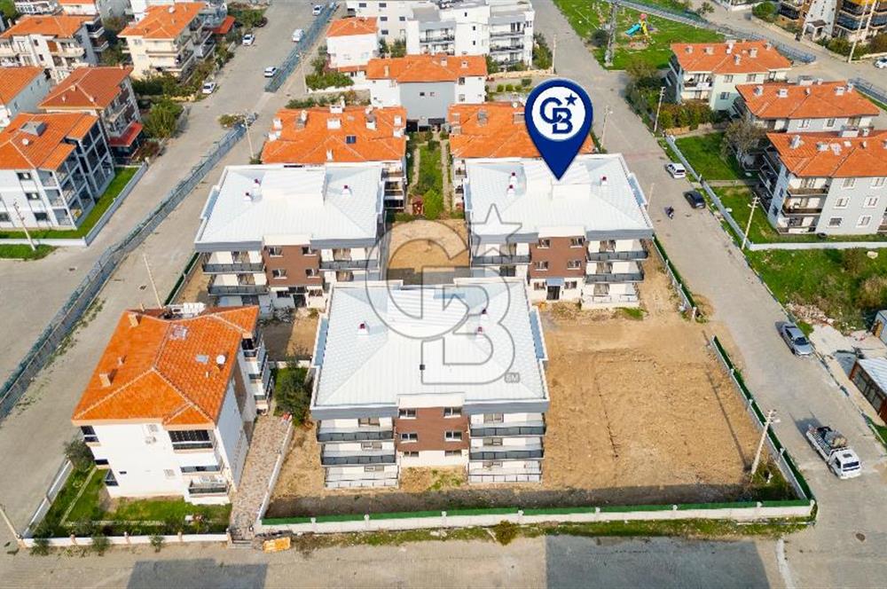 Yenifoça Site İçerisinde Satılık 2+1 Ara Kat Daire
