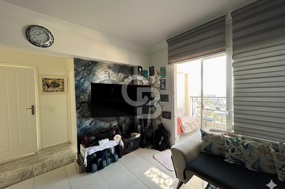 AÇIK DENİZ MANZARASIYLA ELİT SİTEDE 2+1