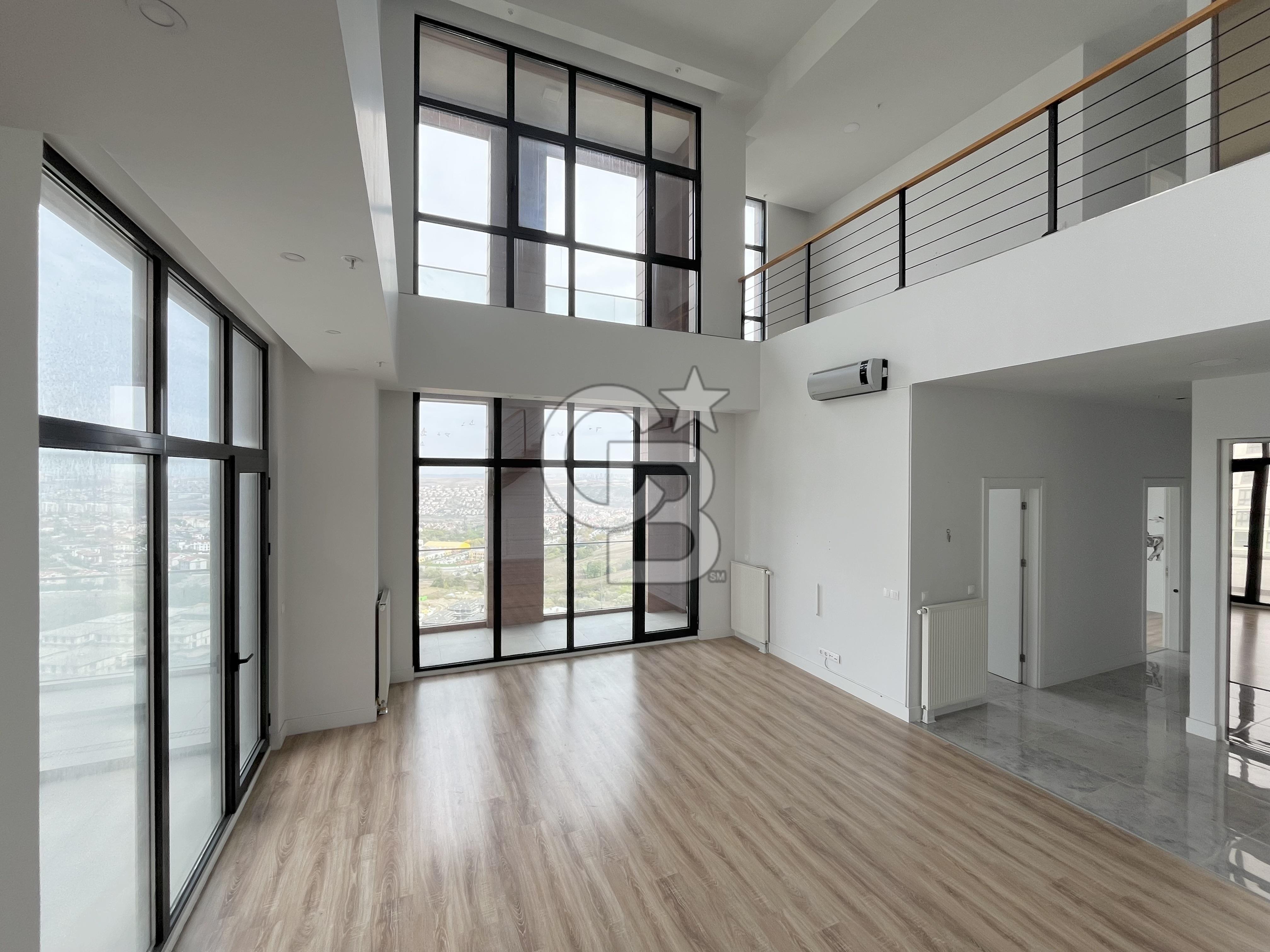 BAHÇEŞEHİR AKZİRVE STRADA 4+1 TERASLI LOFT DUBLEKS DAİRE