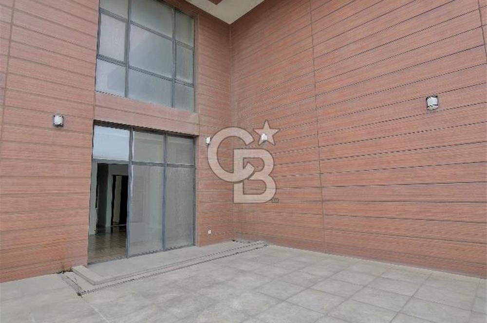 BAHÇEŞEHİR AKZİRVE STRADA 4+1 TERASLI LOFT DUBLEKS DAİRE
