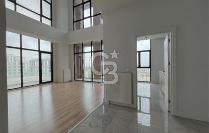 BAHÇEŞEHİR AKZİRVE STRADA 4+1 TERASLI LOFT DUBLEKS DAİRE