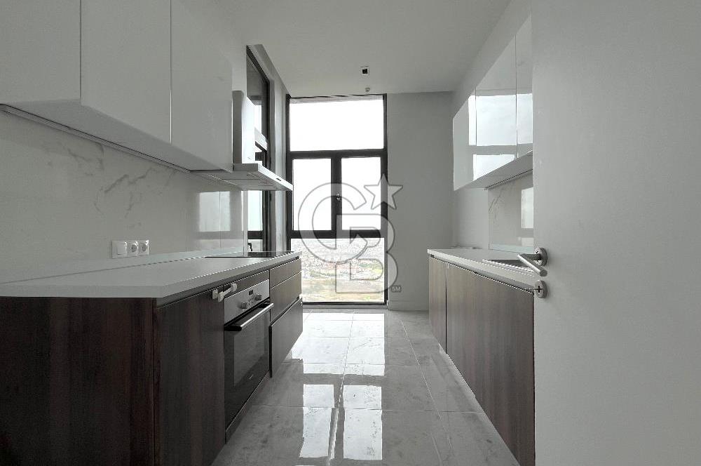 BAHÇEŞEHİR AKZİRVE STRADA 4+1 TERASLI LOFT DUBLEKS DAİRE