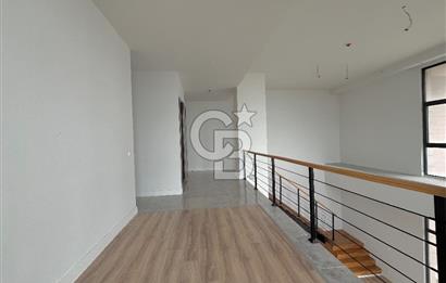 BAHÇEŞEHİR AKZİRVE STRADA 4+1 TERASLI LOFT DUBLEKS DAİRE
