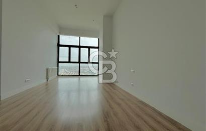 BAHÇEŞEHİR AKZİRVE STRADA 4+1 TERASLI LOFT DUBLEKS DAİRE