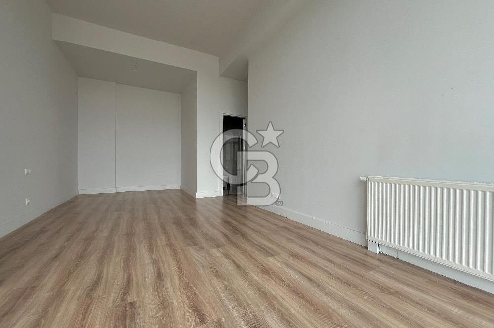 BAHÇEŞEHİR AKZİRVE STRADA 4+1 TERASLI LOFT DUBLEKS DAİRE