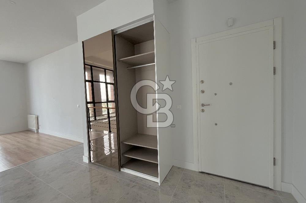 BAHÇEŞEHİR AKZİRVE STRADA 4+1 TERASLI LOFT DUBLEKS DAİRE
